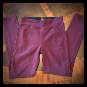 Spanx Every-Wear Icon Leggings - small